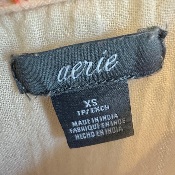 Aerie Crop Tank Woman’s XS Beige & Floral Split Back Embroidered %100 cotton - Picture 6 of 10